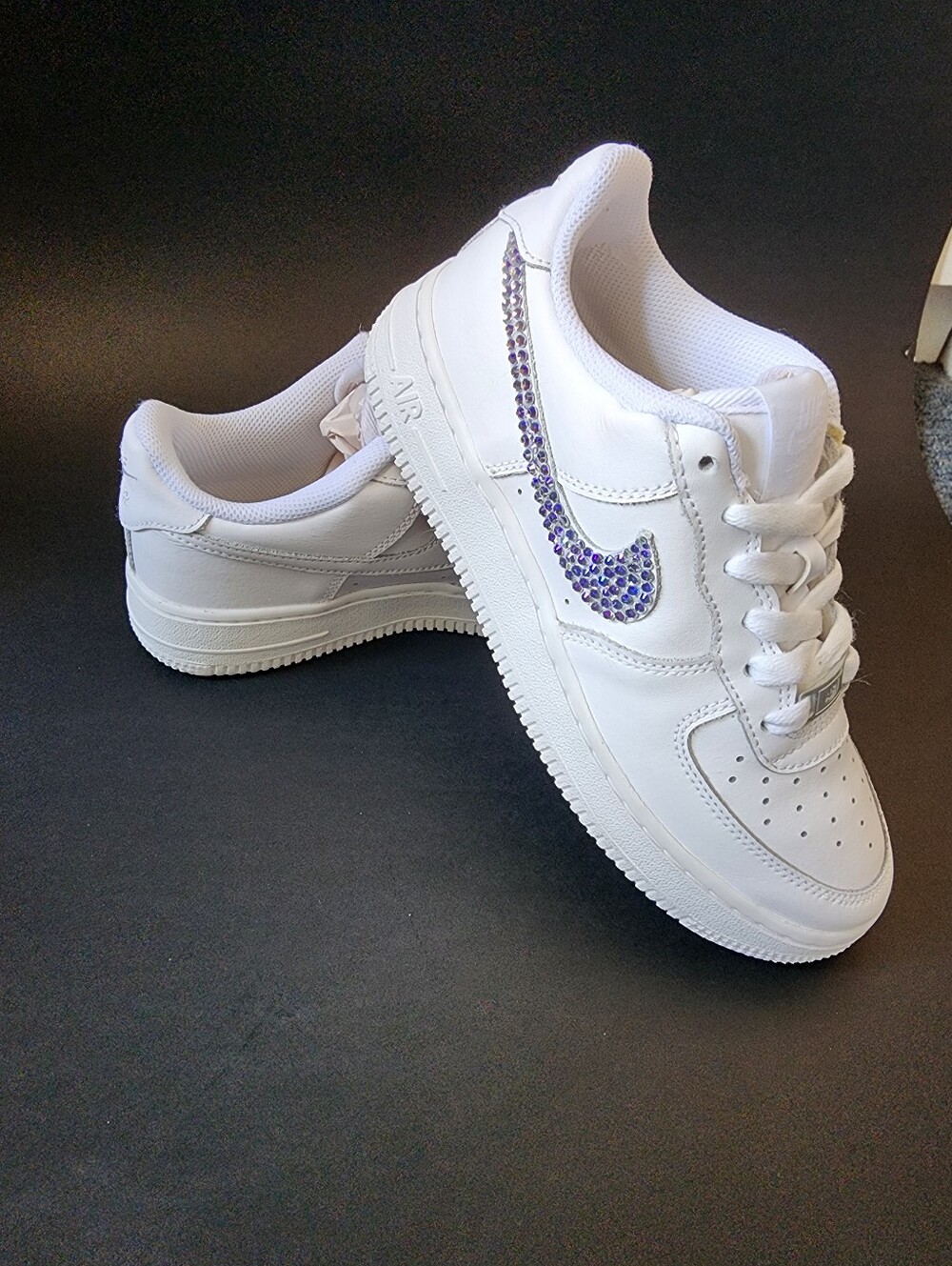 NIKE AIR FORCE 1 " SWAROVSKI CUSTOMIZED " WOMEN US SIZE 6 GREAT COND - Picture 3 of 13